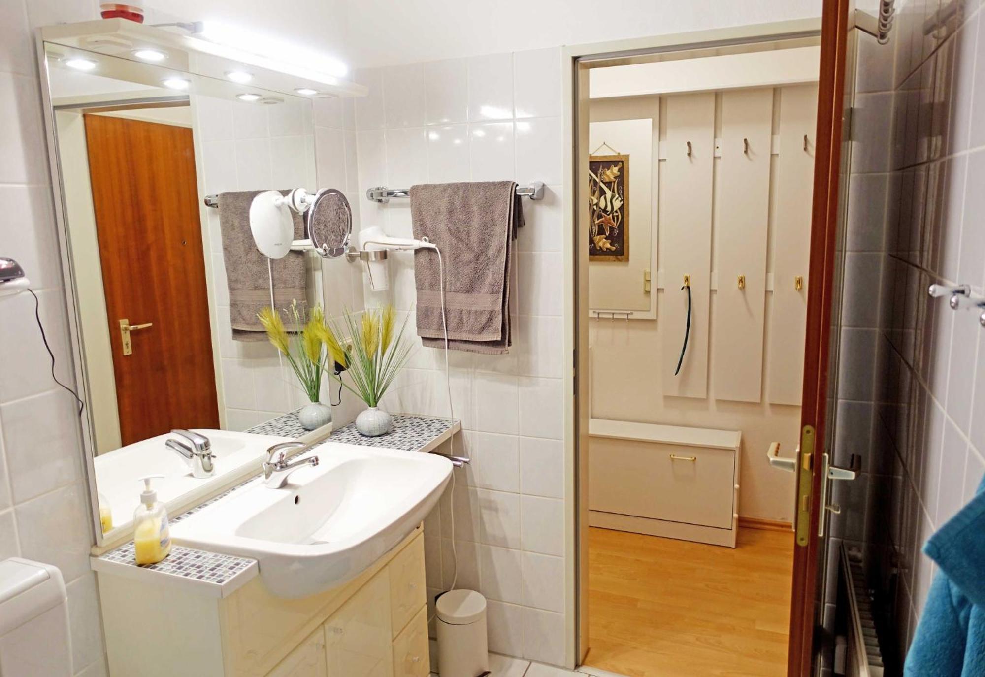 Ferienwohnung Mit Terrasse Gustow  Zewnętrze zdjęcie